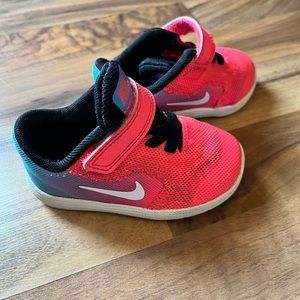 Nike Revolution 3 (4C)